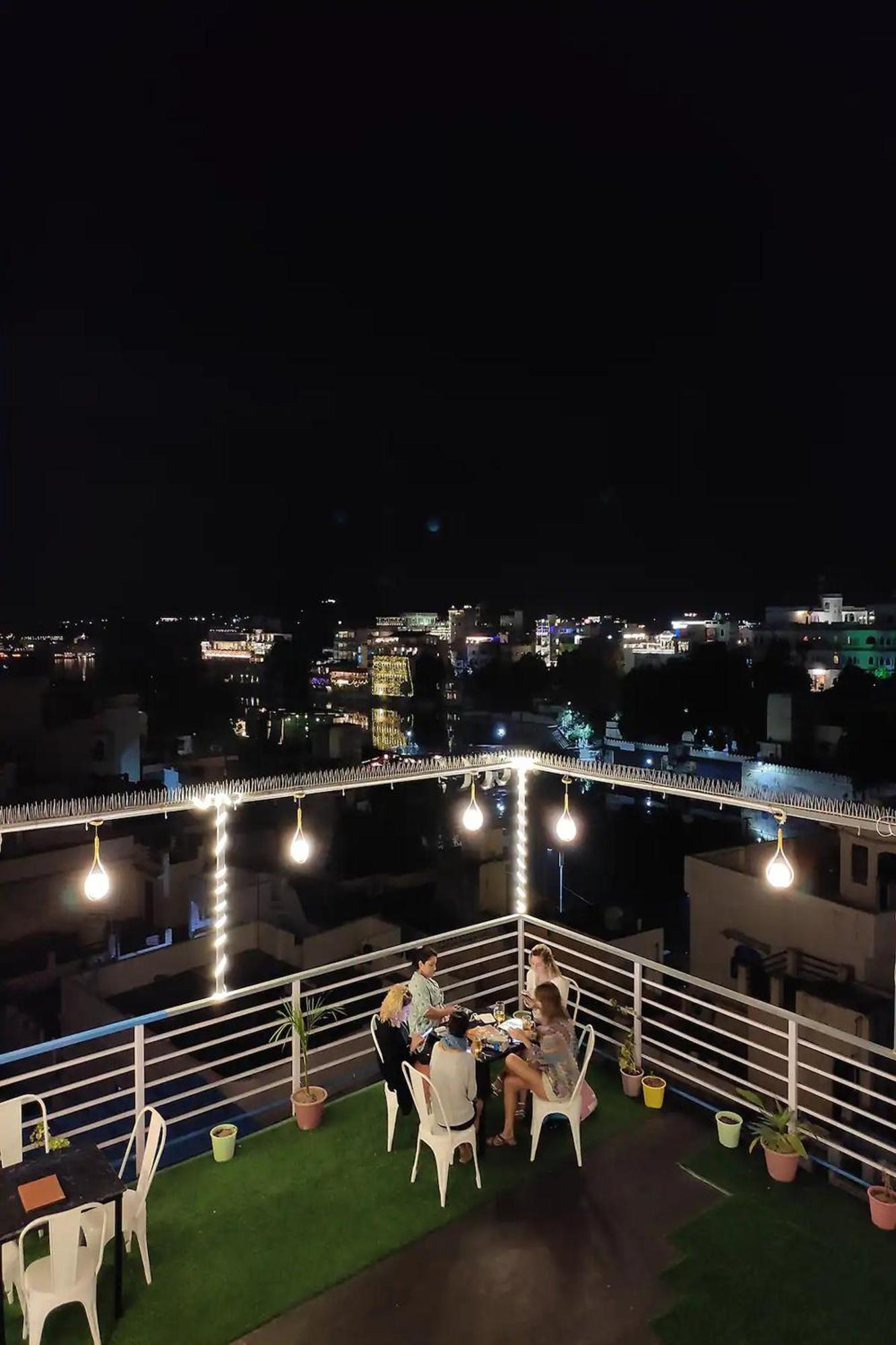 Hotel Lake Bridge 烏代浦 外观 照片
